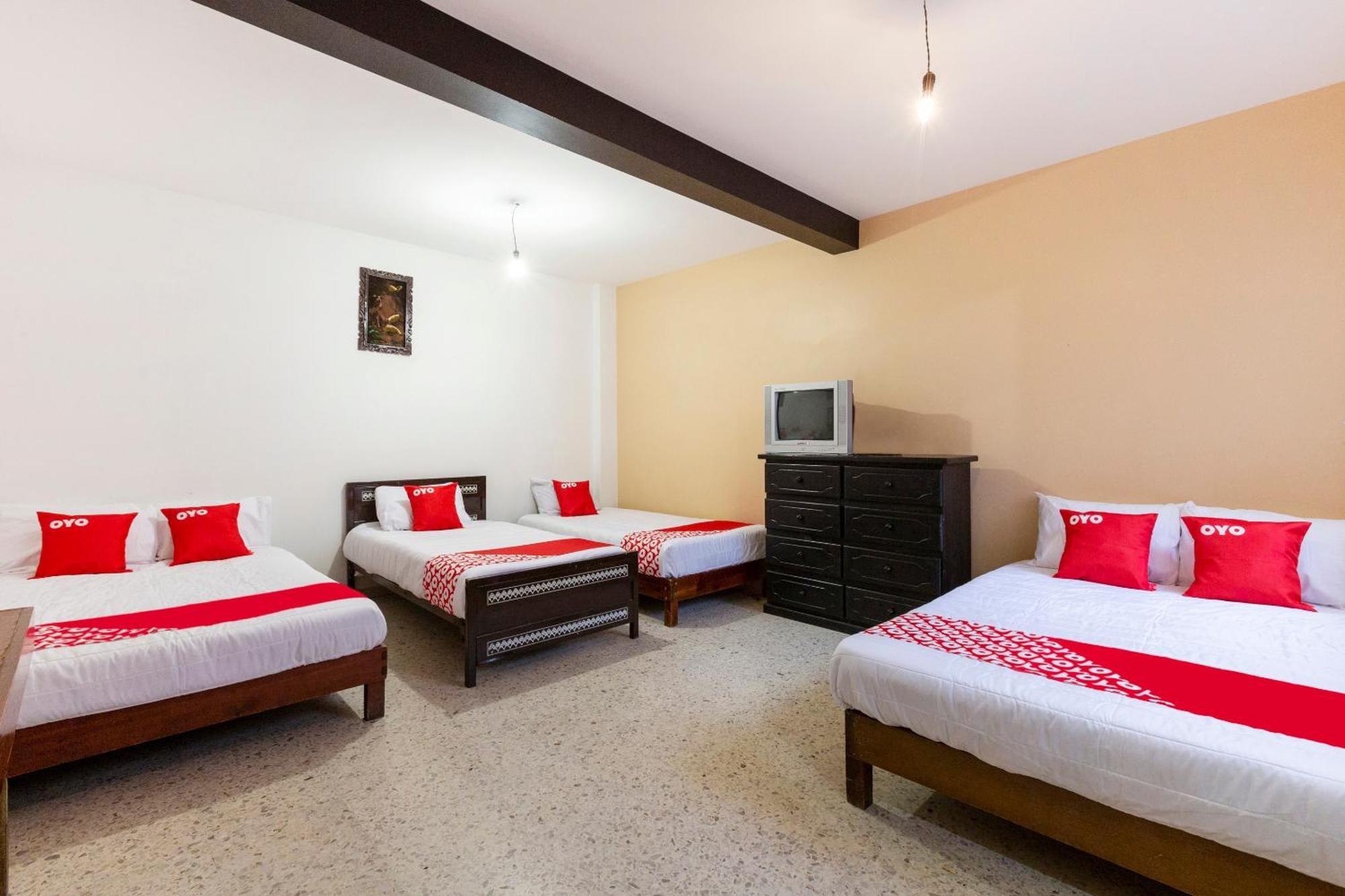 Oyo Hotel Emperador, Oaxaca 外观 照片